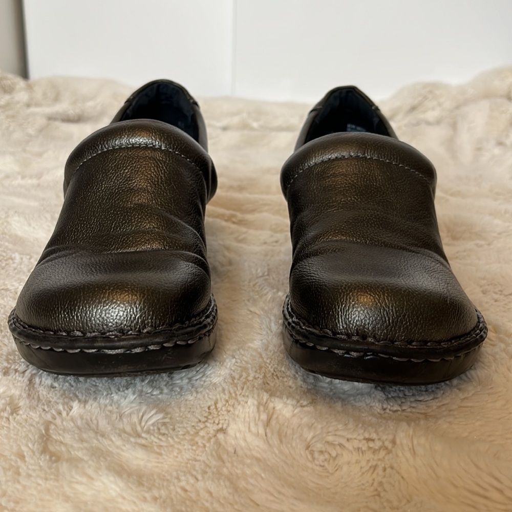 BOC Peggy Clog-Gun Medal - Picture 5 of 7